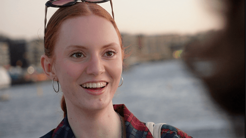 Genuine smile in conversation
